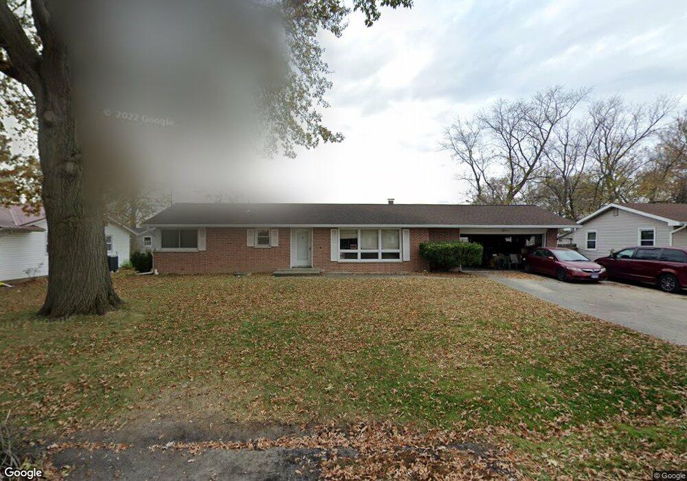 921 N Main St, Effingham, IL 62401 - photo 1