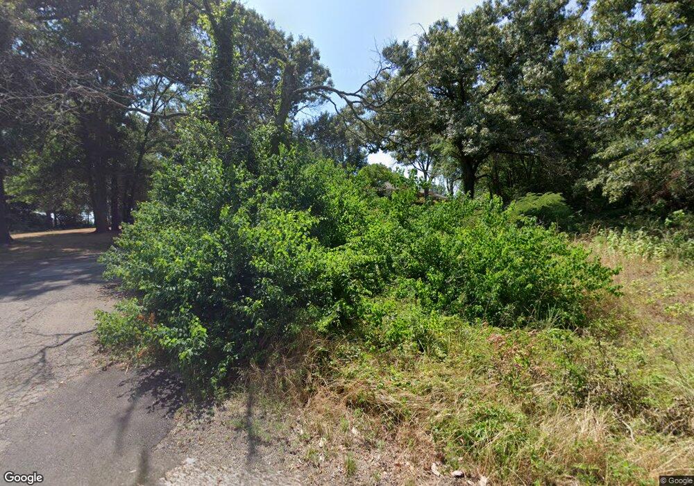 2820 S Robertson Ave, Tyler, TX 75701 - photo 1