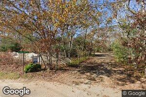 6 Yellow Brick Rd, Vineyard Haven, MA 02568