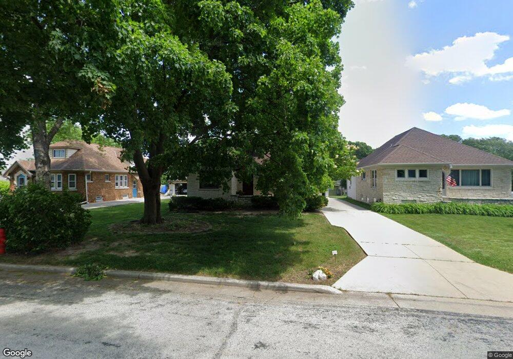 2230 N 118th St, Milwaukee, WI 53226 - photo 1