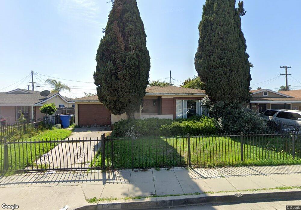 928 W Maple St, Compton, CA 90220 - photo 1
