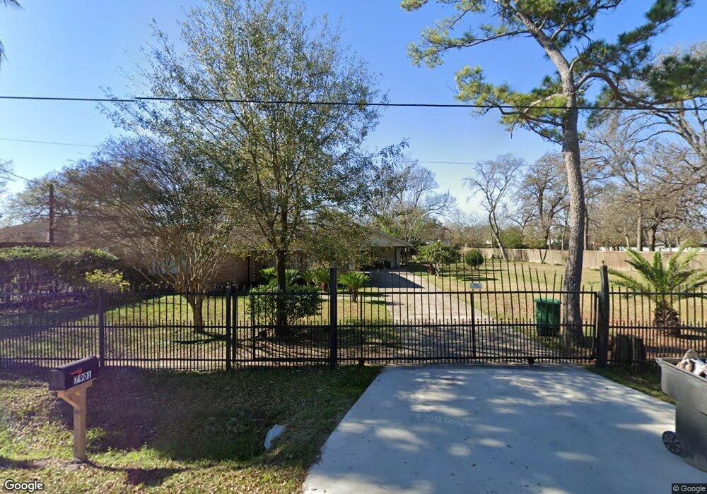 7901 Lavender St, Houston, TX 77016 - photo 1