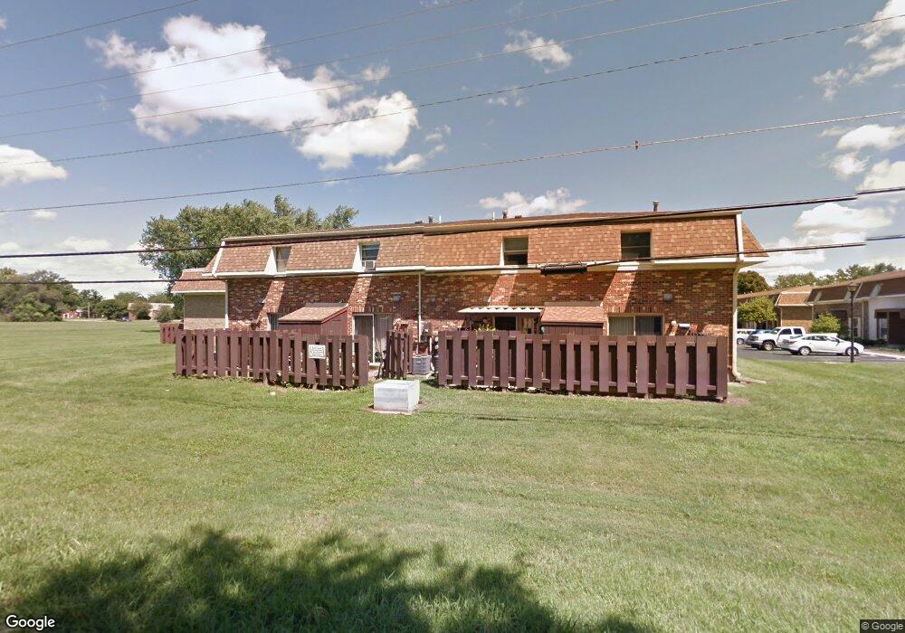 1036 Frederick Dr, Xenia, OH 45385 - photo 1