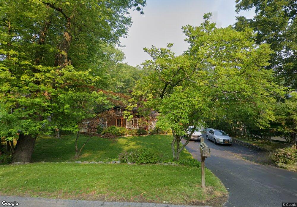 200 Lake Shore Dr, Pleasantville, NY 10570 - photo 1