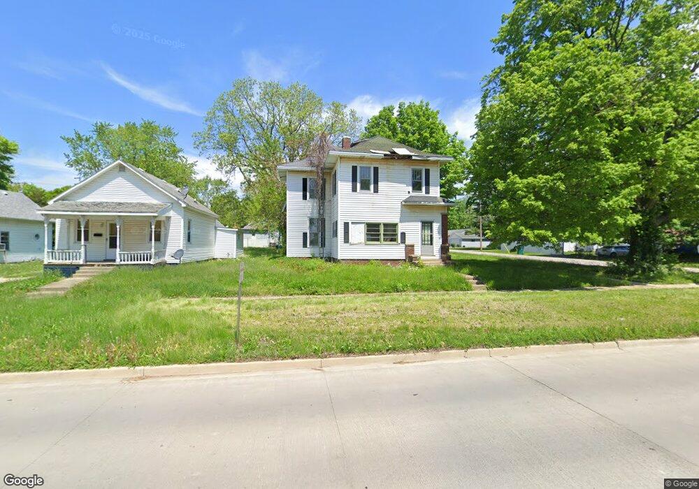 1000 Marshall Ave, Mattoon, IL 61938 - photo 1