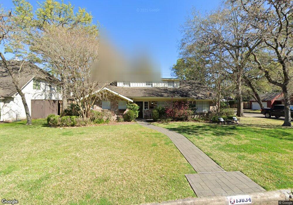 13034 Hermitage Ln, Houston, TX 77079 - photo 1
