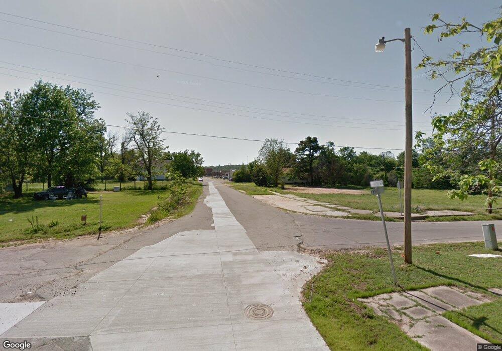 11-12 N E St, Eufaula, OK 74432 - photo 1