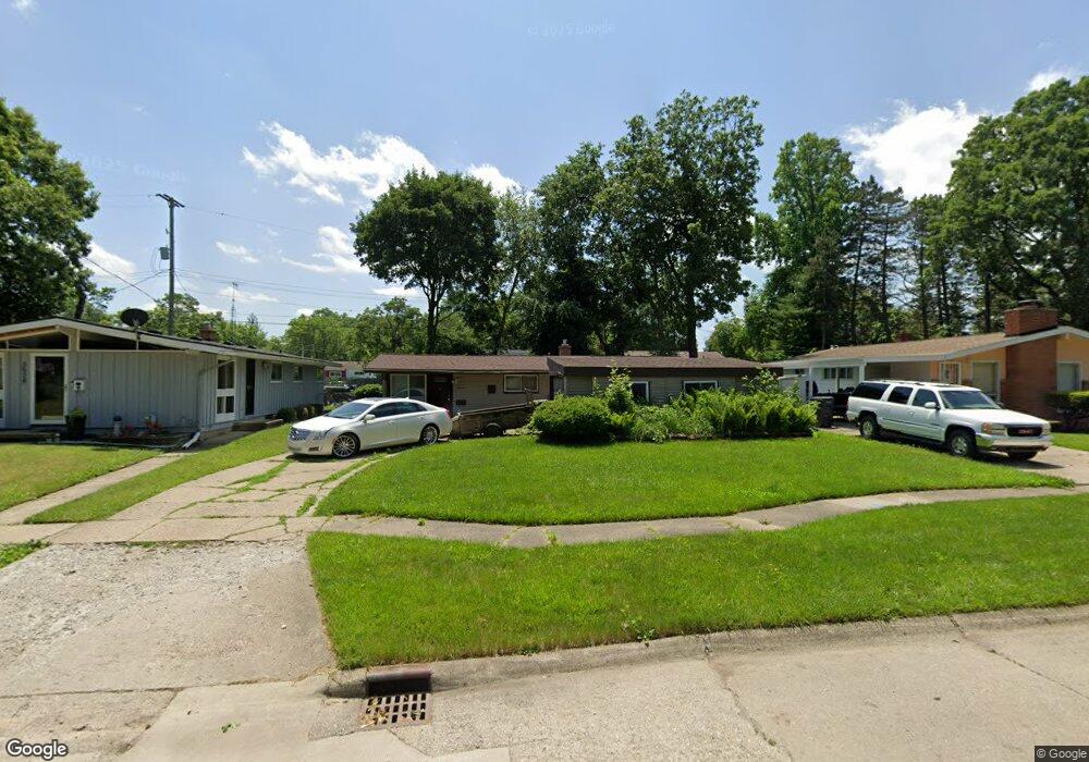 3516 Pingree Ave, Flint, MI 48503 - photo 1