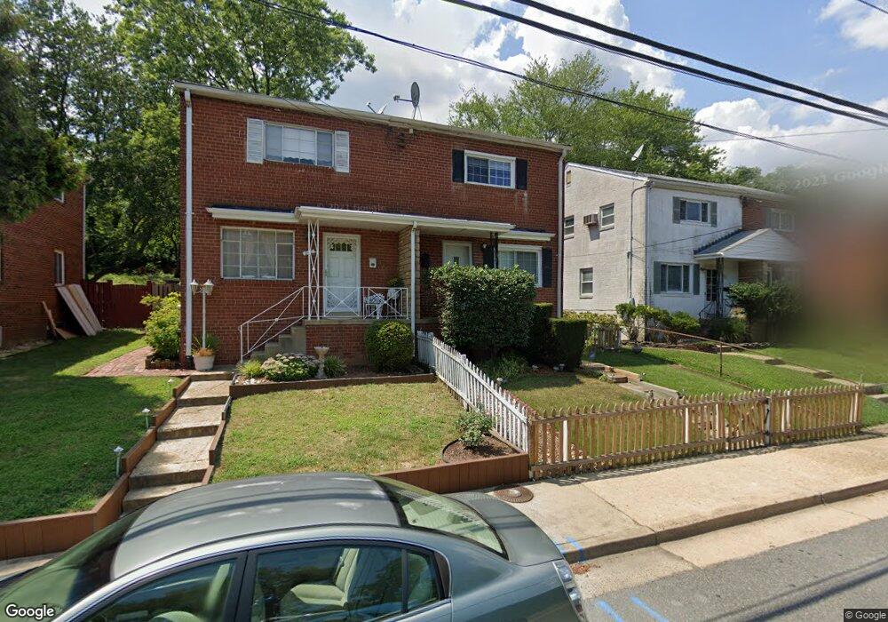 200 W Taylor Run Pkwy, Alexandria, VA 22314 - photo 1