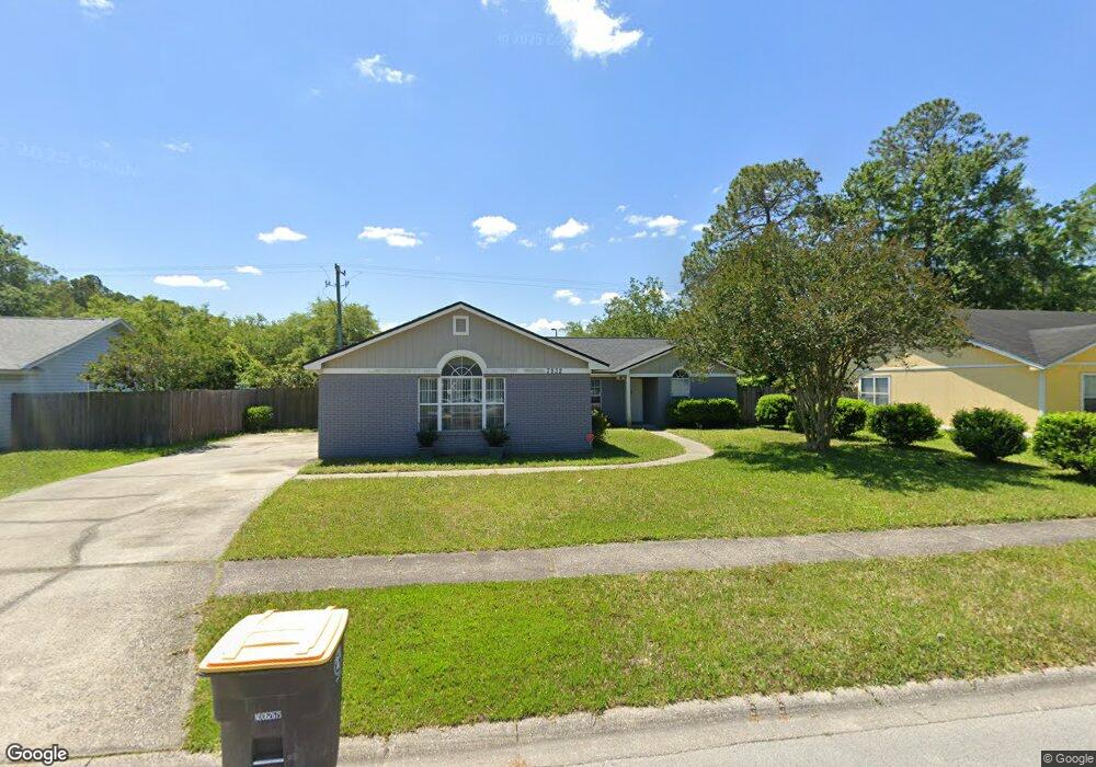 7832 Hunters Lake Cir S, Jacksonville, FL 32210 - photo 1