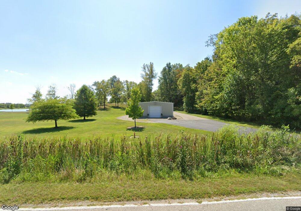 3000 Crossing Ln, Columbus, IN 47201 - photo 1