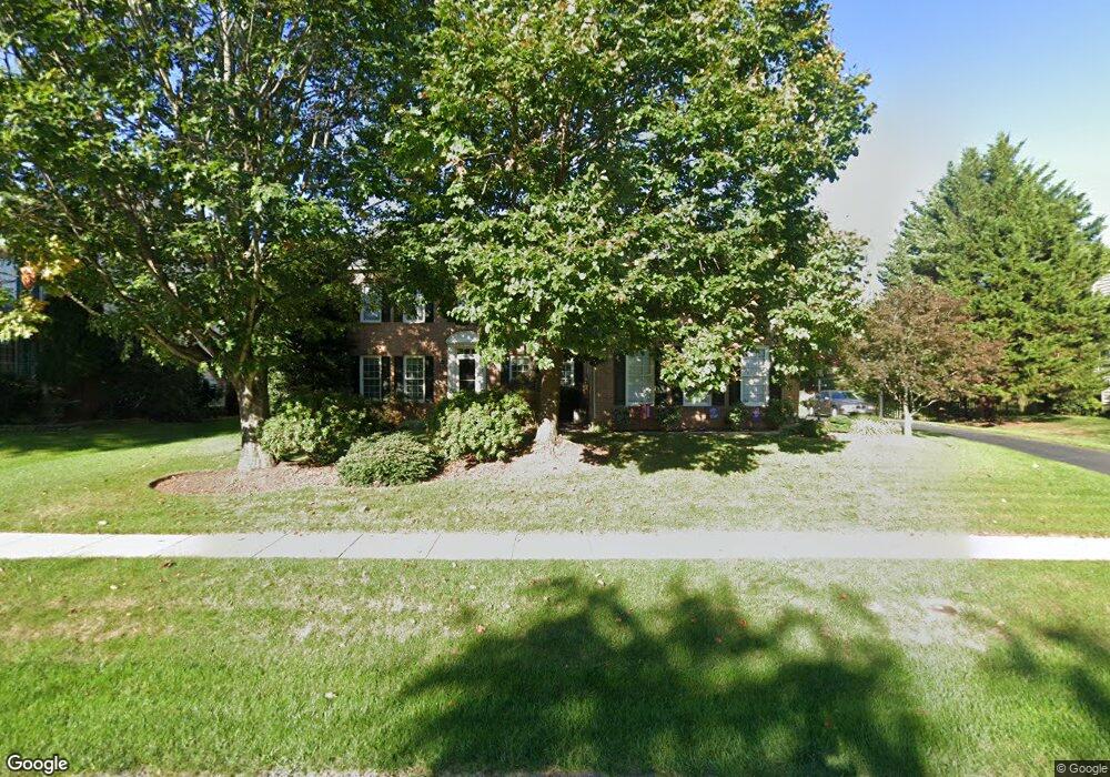 5622 Lick River Ln, Gainesville, VA 20155 - photo 1