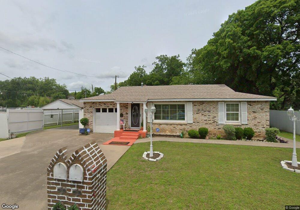 103 Morgan St, Cleburne, TX 76031 - photo 1