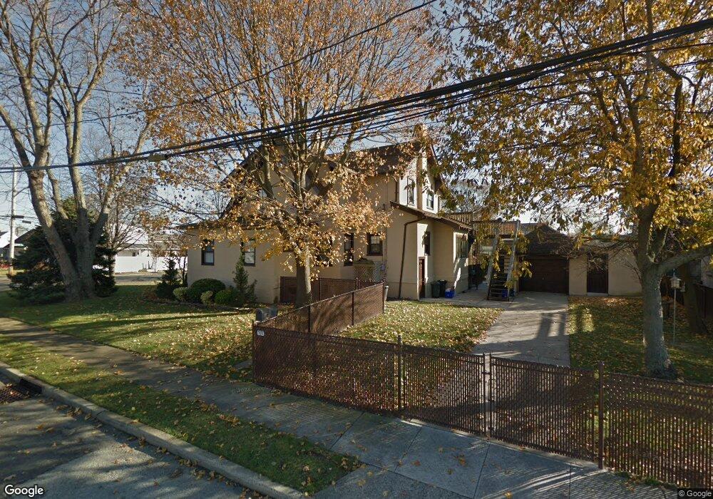 3060 Eastern Pkwy unit Upper, Baldwin, NY 11510 - photo 1