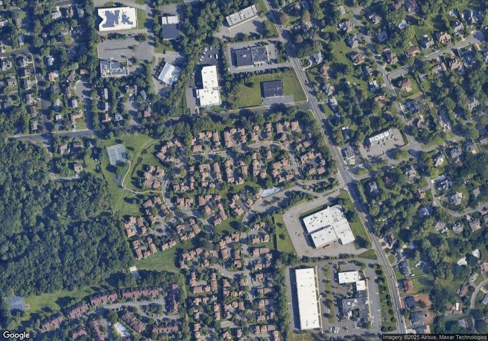 63 Gate House Ln, Edison, NJ 08820 - photo 1