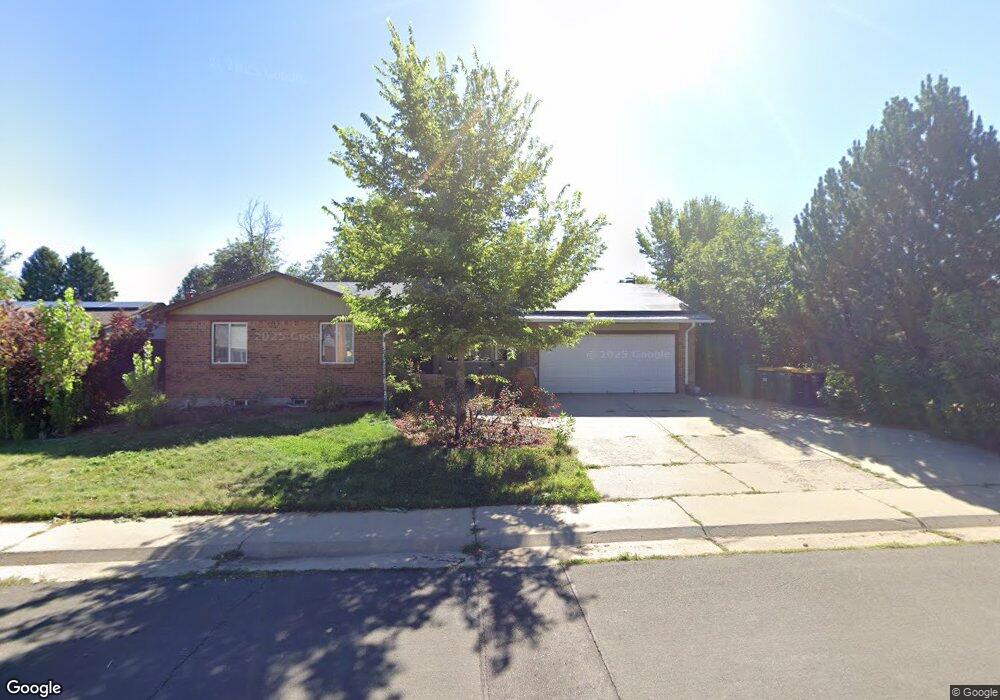 664 Kalispell St, Aurora, CO 80011 - photo 1