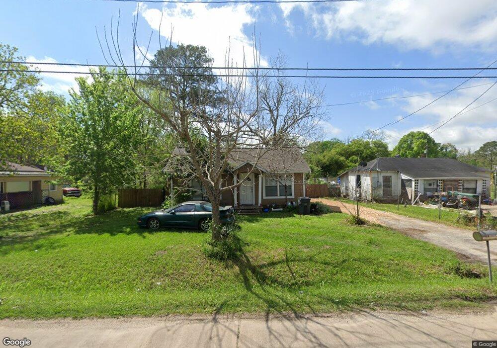 2708 1st St, Bay City, TX 77414 - photo 1