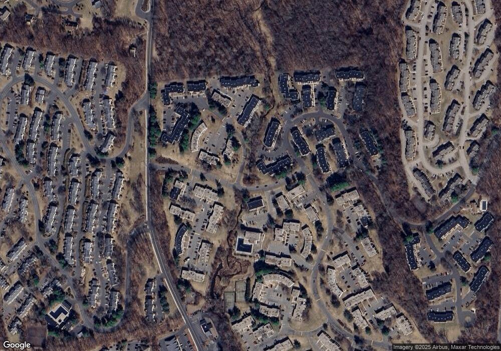 30 Chestnut Ct, Cromwell, CT 06416 - photo 1