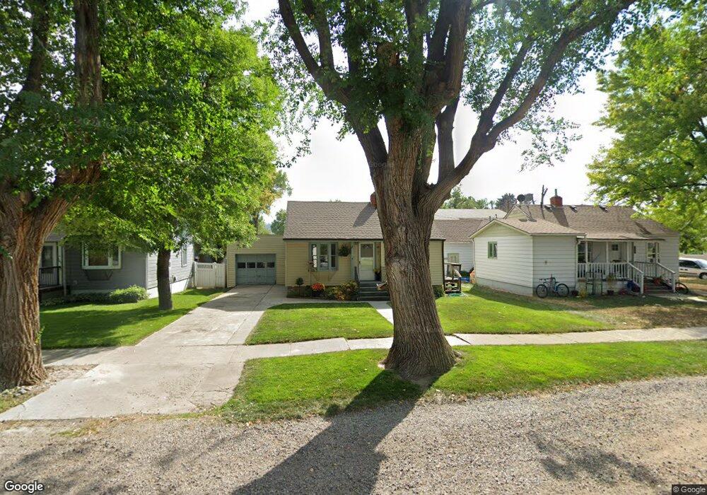 135 W 2nd Ave N, Columbus, MT 59019 - photo 1