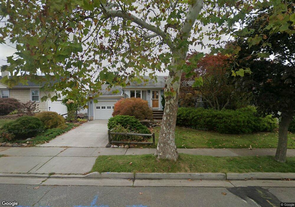 60 Whitman St, Carteret, NJ 07008 - photo 1