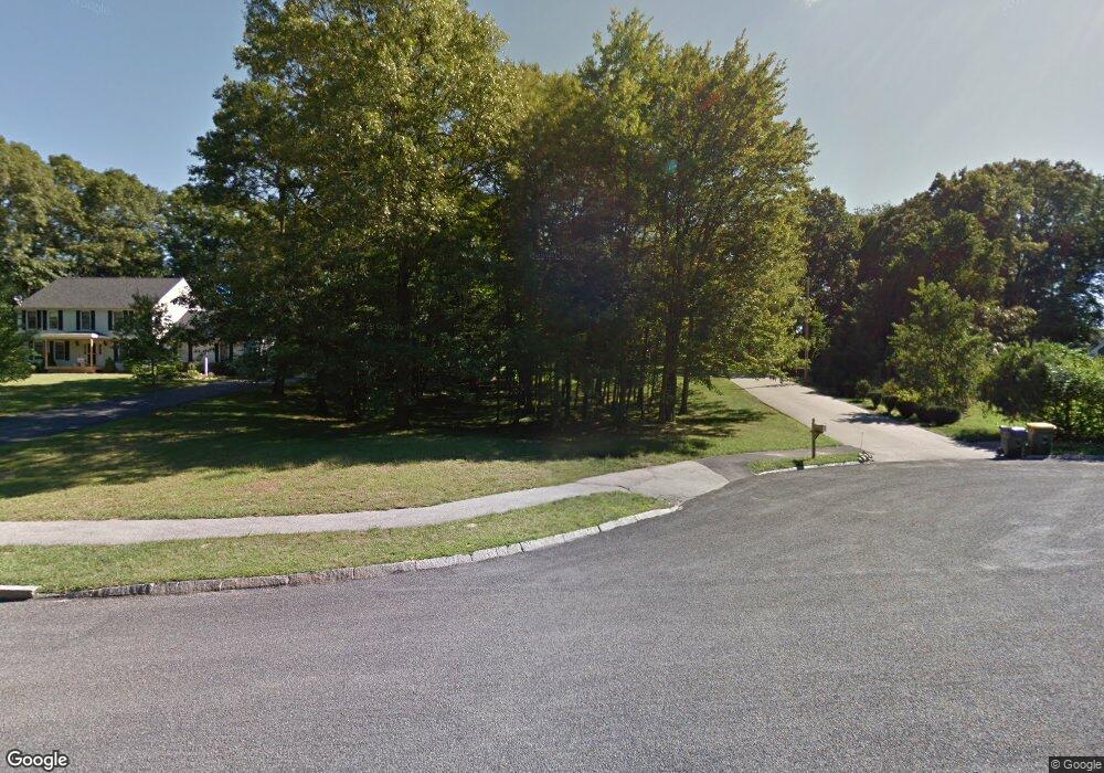 32 Longfellow Dr, Franklin, MA 02038 - photo 1