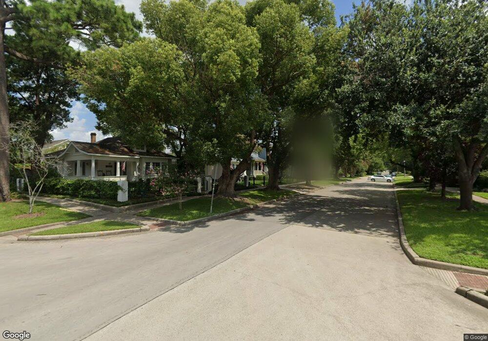 809 Cortlandt St, Houston, TX 77007 - photo 1