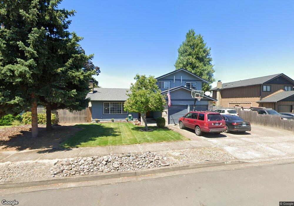 592 71st St, Springfield, OR 97478 - photo 1