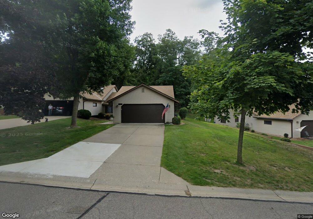 1705 Cobblestone Ct, Red Wing, MN 55066 - photo 1