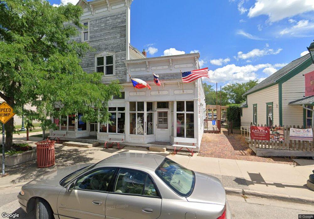 73 16th Ave SW, Cedar Rapids, IA 52404 - photo 1