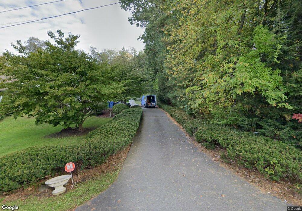 21 Mayfield Rd, Waterbury, CT 06708 - photo 1