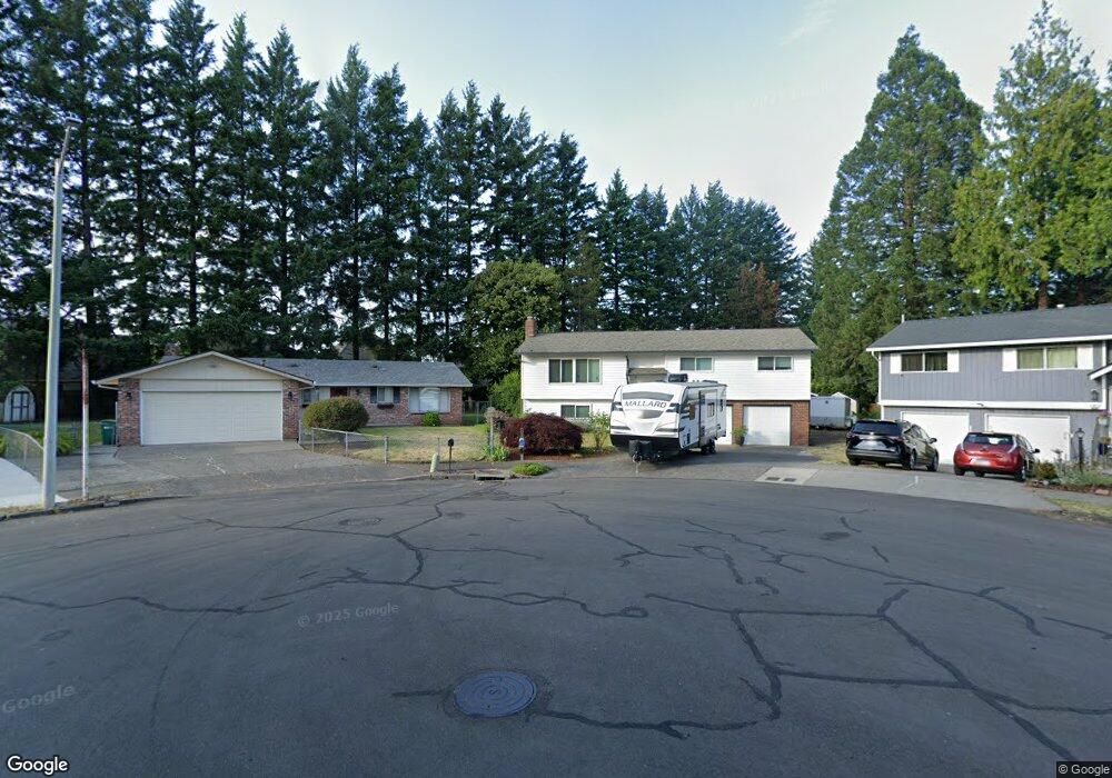 1914 SW Laura Ct, Troutdale, OR 97060 - photo 1
