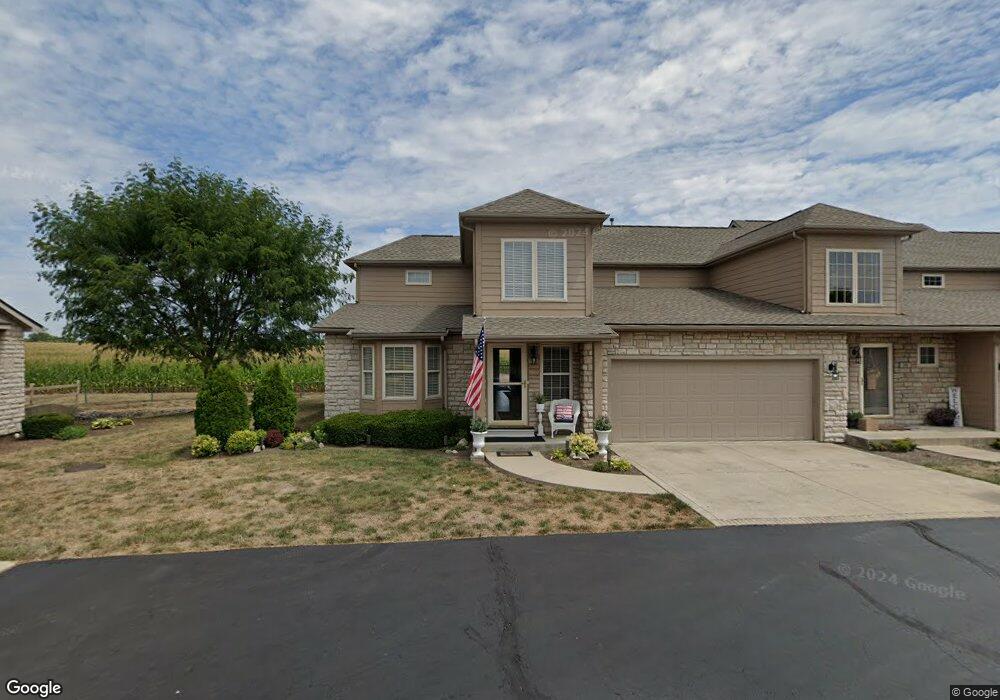 32 Claire Ct unit 32, Circleville, OH 43113 - photo 1