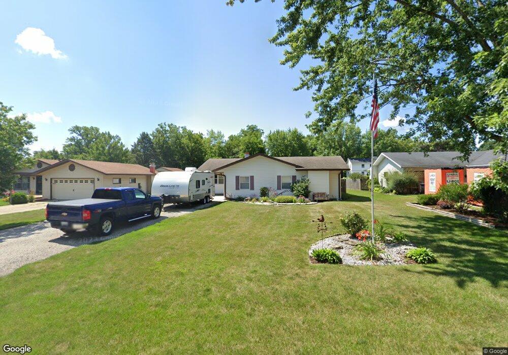 307 E Jefferson St, Philo, IL 61864 - photo 1