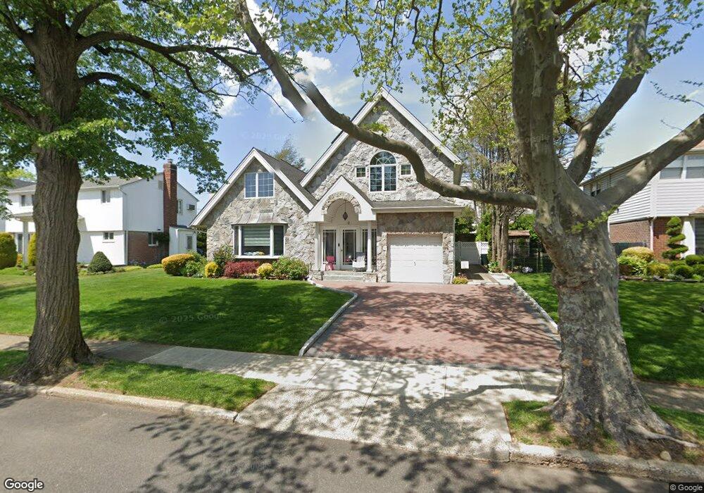 57 Joseph St, New Hyde Park, NY 11040 - photo 1