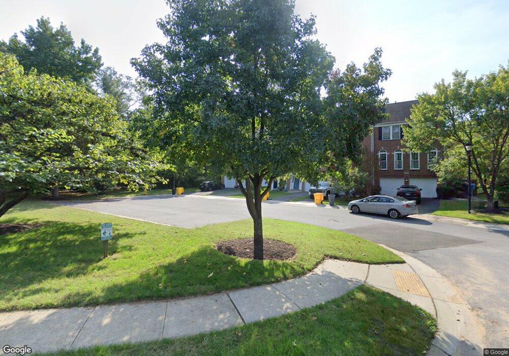 1321 Peppertree Ct, Crofton, MD 21114 - photo 1