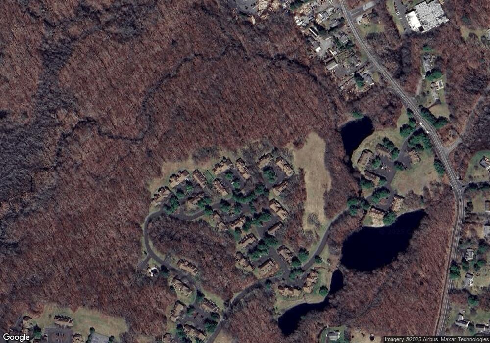 23 Bittersweet Cir unit 522G, Monroe, CT 06468 - photo 1