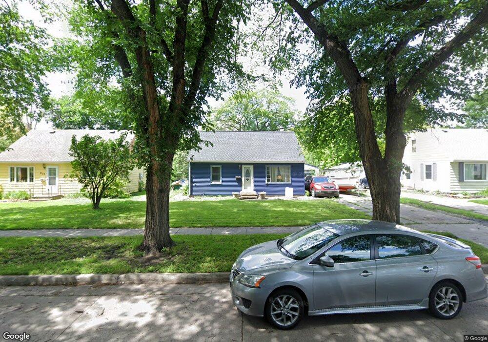 821 17th St S, Fargo, ND 58103 - photo 1