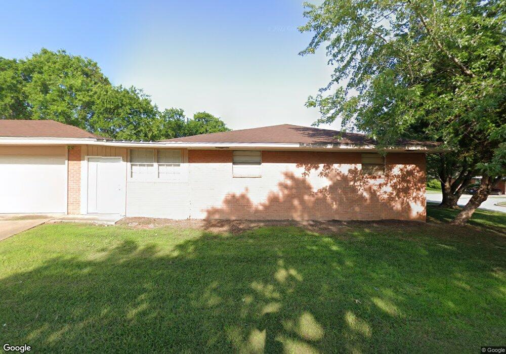 927 Ash St, Ardmore, OK 73401 - photo 1