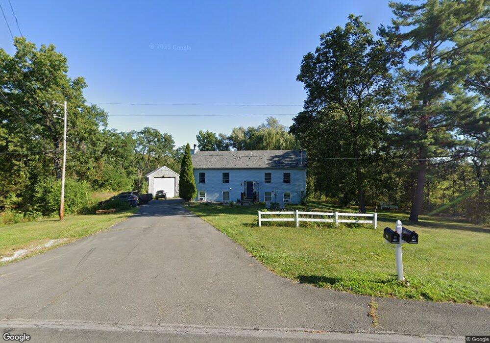 545 Knickerbocker Rd unit Downstairs, Schodack Landing, NY 12156 - photo 1