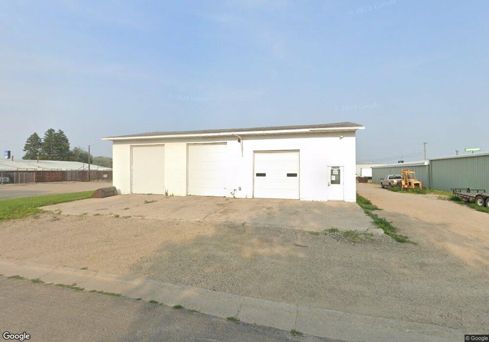 1809 9th Ave SW, Jamestown, ND 58401 - photo 1