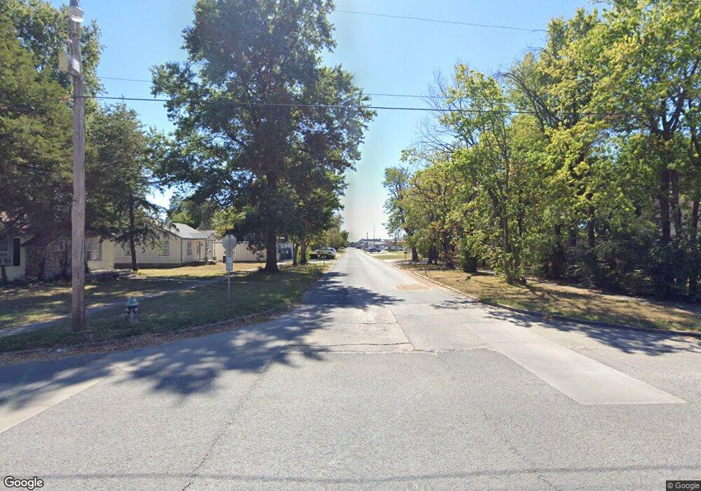 201-201.5 N Adair St, Pryor, OK 74361 - photo 1