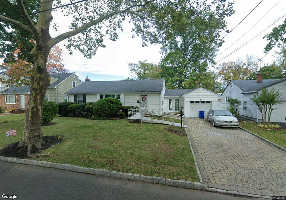 347 Hoe Ave, Scotch Plains, NJ 07076 - photo 1