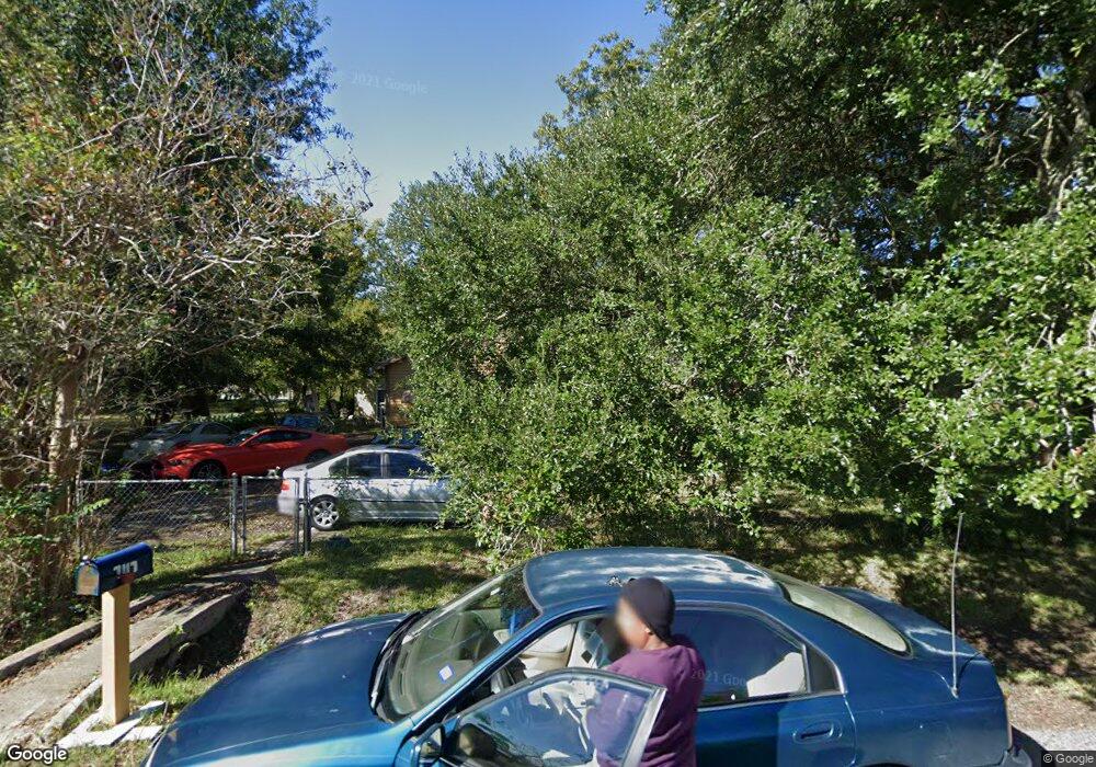 7117 Peachtree St, Houston, TX 77028 - photo 1