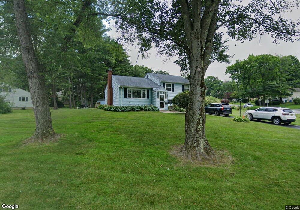 2 Laurel Ln, Bloomfield, CT 06002 - photo 1