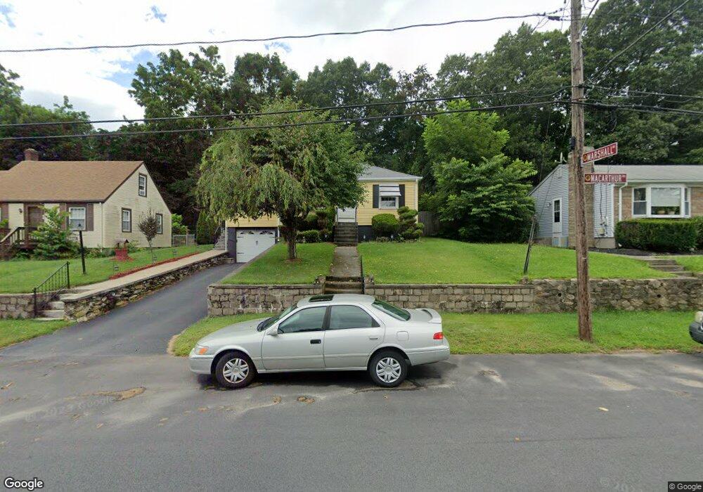 98 Macarthur Rd, Woonsocket, RI 02895 - photo 1