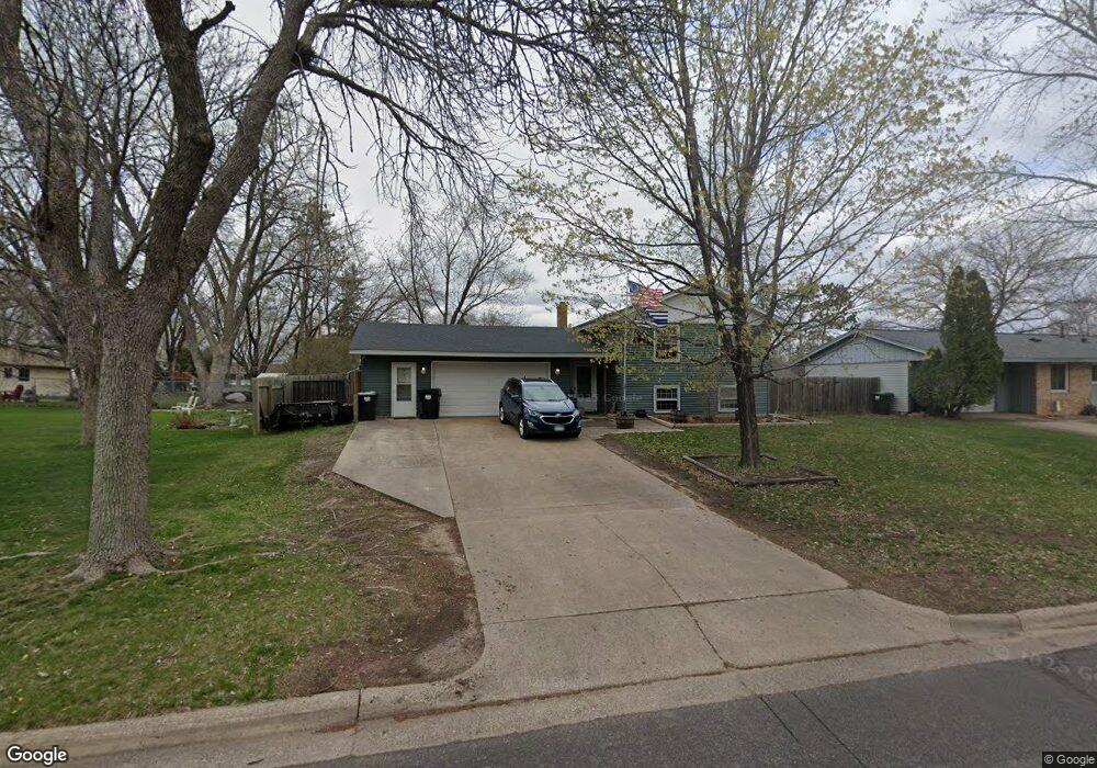 10449 Hollywood Blvd NW, Coon Rapids, MN 55433 - photo 1