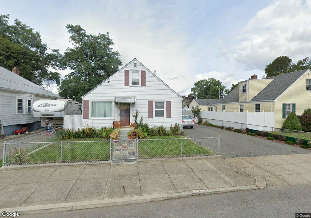 74 Benedict St, Pawtucket, RI 02861 - photo 1