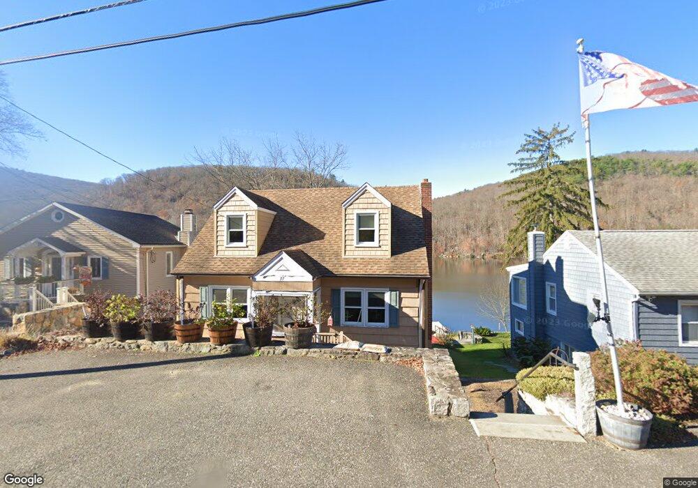 37 Lavelle Ave, New Fairfield, CT 06812 - photo 1