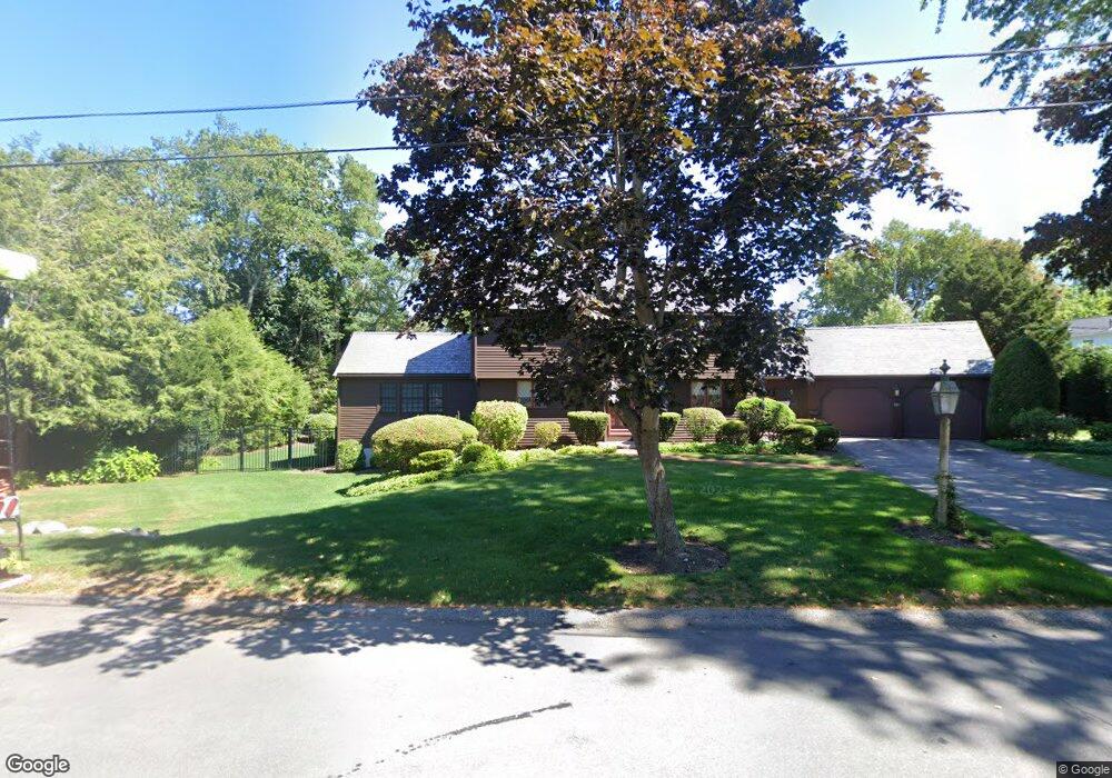 2 Eastgate Ln, Hingham, MA 02043 - photo 1