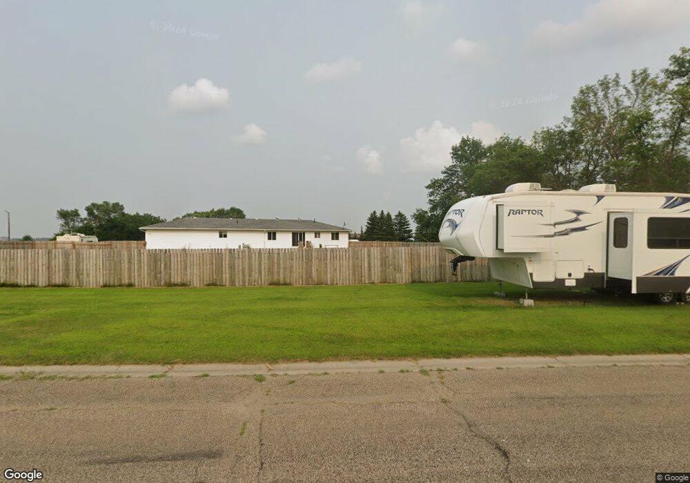 701 10th Ave SW, Jamestown, ND 58401 - photo 1